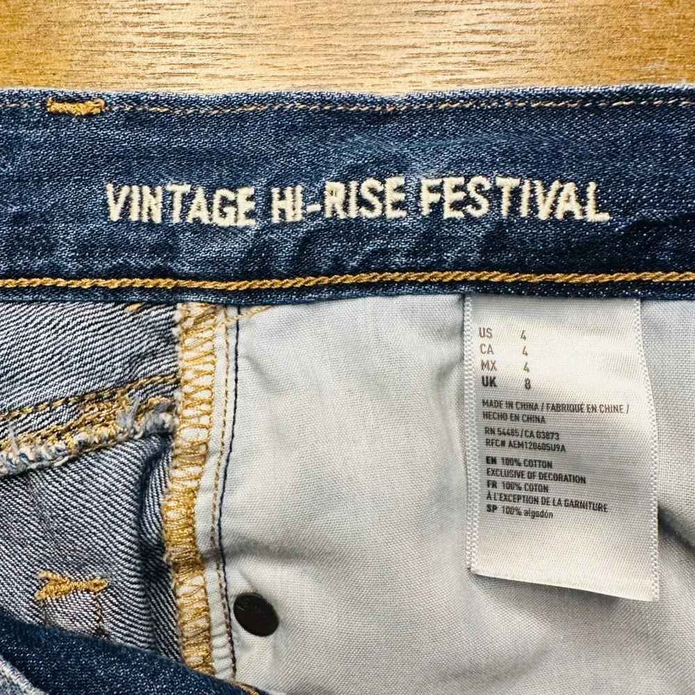 American Eagle Vintage Button Fly Denim High Rise Festival Shorts Womens Size 4‎